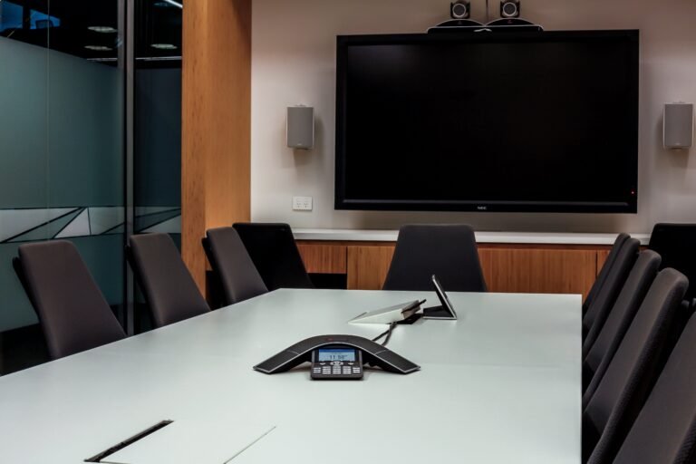 Conference room microphone setup for accurate meeting transcription