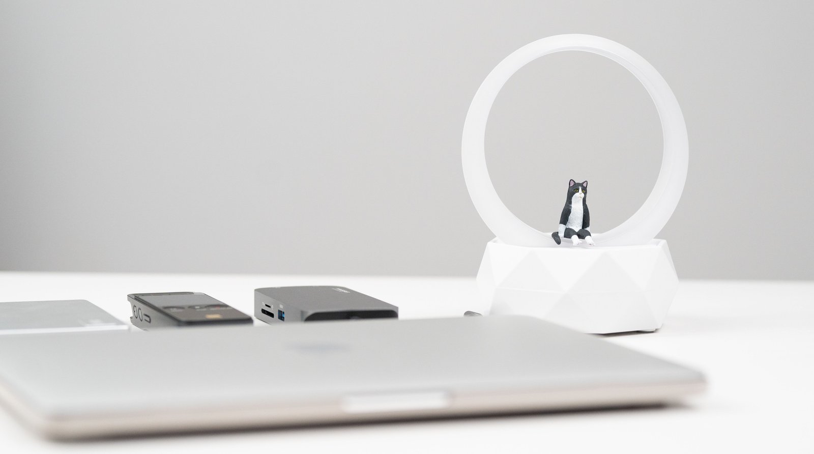 USB-C cables and electronics illustrating cable capability differences